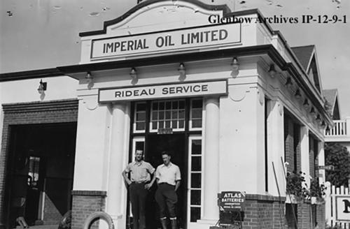 Imperial Oil Service Station (1936) Glenbow